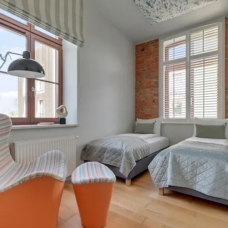 Loft Living Z Antresola I Parkingiem By Lion Lägenhet Sopot